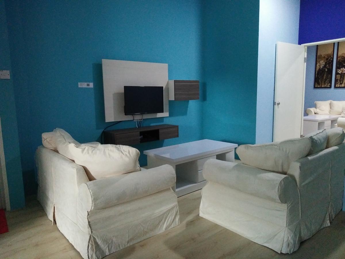 Xenia Homestay 쿠칭 외부 사진