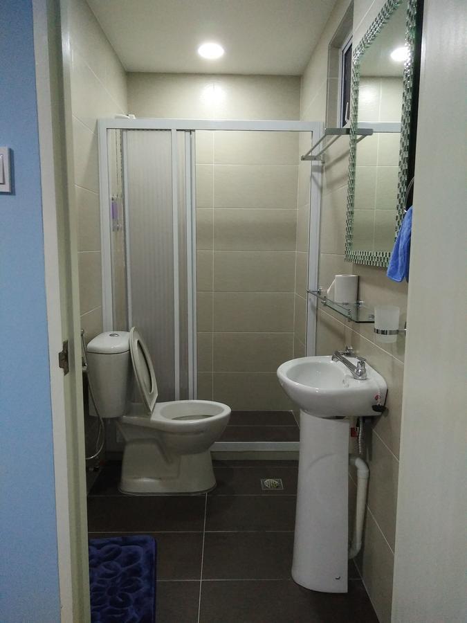 Xenia Homestay 쿠칭 외부 사진